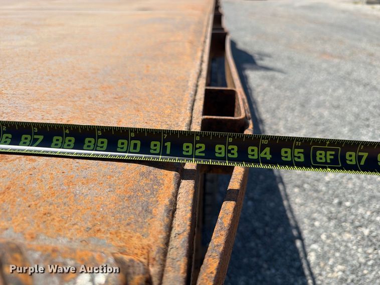 image for item EW8881 2007 Freightliner M2 flatbed truck