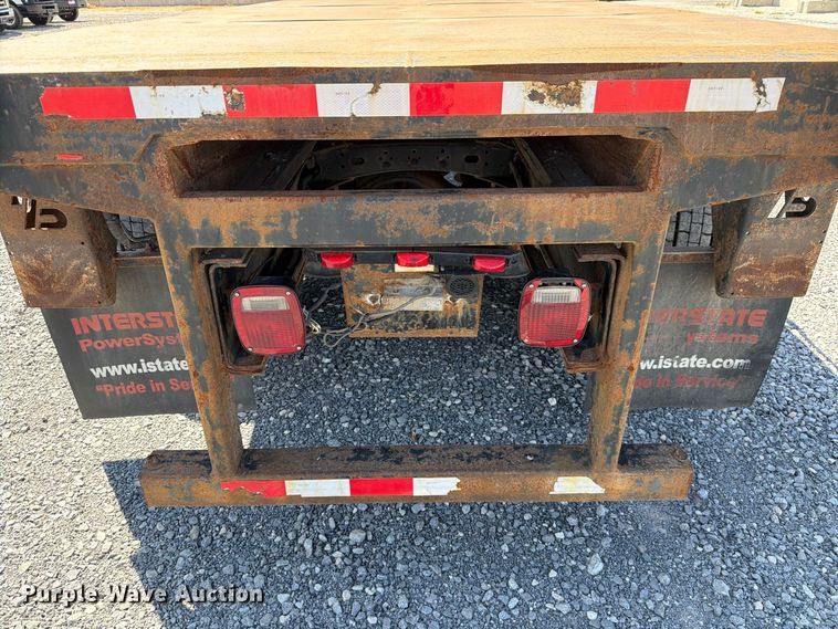 image for item EW8881 2007 Freightliner M2 flatbed truck