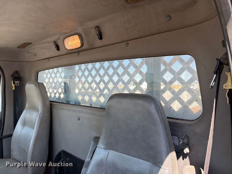 image for item EW8881 2007 Freightliner M2 flatbed truck