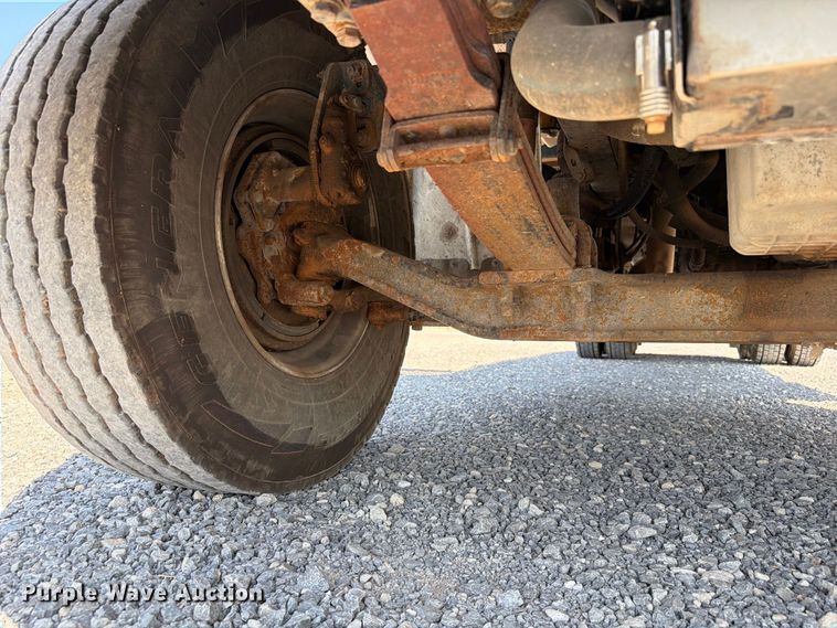 image for item EW8881 2007 Freightliner M2 flatbed truck