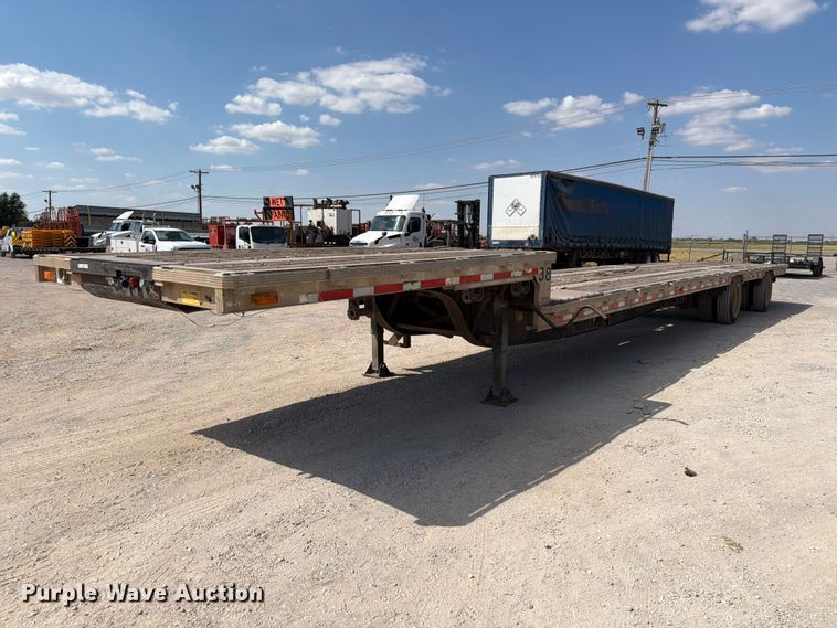 image for item EW8929 1999 Reinke drop deck trailer