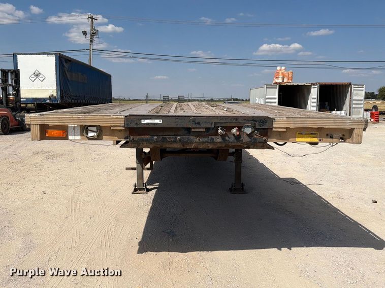 image for item EW8929 1999 Reinke drop deck trailer