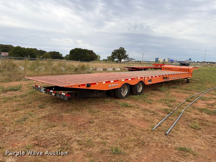 image for item EW8966 2020 Landoll 930E drop deck hydraulic tail equipment trailer