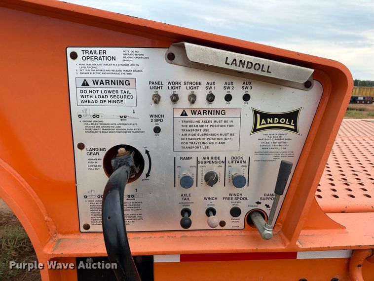 image for item EW8966 2020 Landoll 930E drop deck hydraulic tail equipment trailer