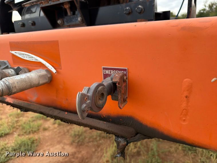 image for item EW8966 2020 Landoll 930E drop deck hydraulic tail equipment trailer