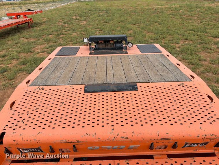 image for item EW8966 2020 Landoll 930E drop deck hydraulic tail equipment trailer