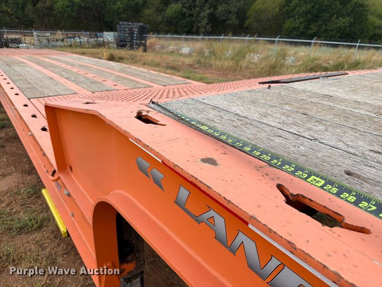 image for item EW8966 2020 Landoll 930E drop deck hydraulic tail equipment trailer