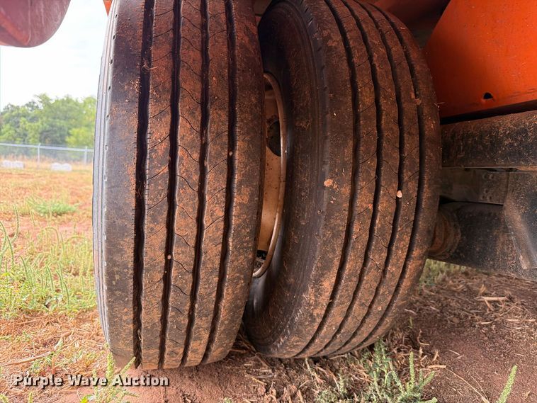 image for item EW8966 2020 Landoll 930E drop deck hydraulic tail equipment trailer