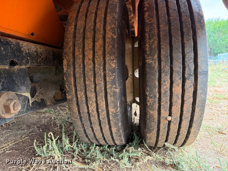 image for item EW8966 2020 Landoll 930E drop deck hydraulic tail equipment trailer