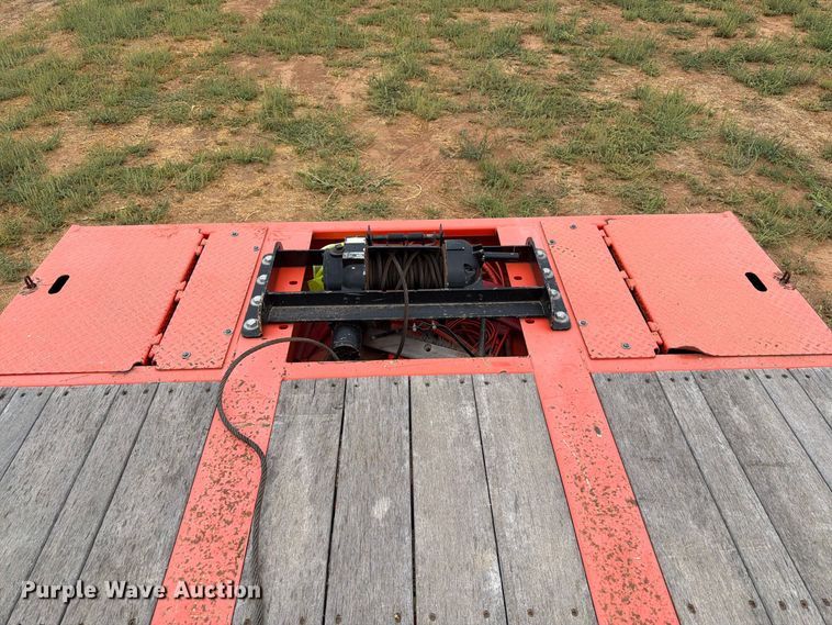 image for item EW8967 2022 Trail-Eze TE401 drop tilt deck equipment trailer