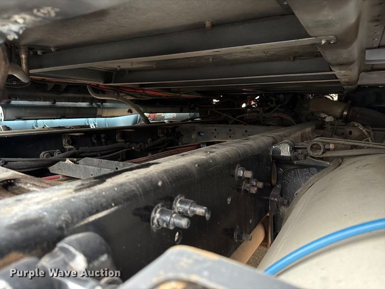 image for item EX1023 2016 Freightliner Cascadia semi truck