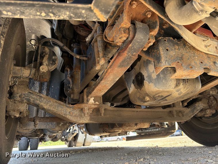 image for item EX1040 2016 Freightliner Cascadia 125 semi truck