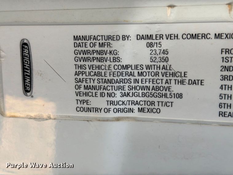 image for item EX1040 2016 Freightliner Cascadia 125 semi truck