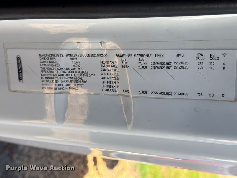 image for item EX1040 2016 Freightliner Cascadia 125 semi truck