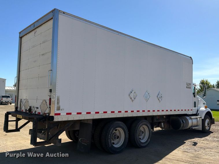 image for item EX1042 2012 Kenworth T8 Series box truck