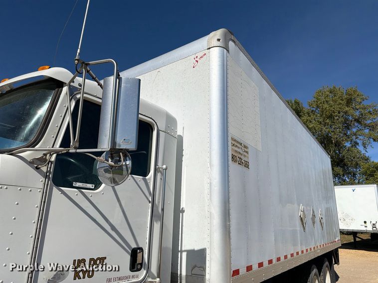 image for item EX1042 2012 Kenworth T8 Series box truck