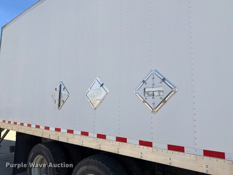 image for item EX1042 2012 Kenworth T8 Series box truck