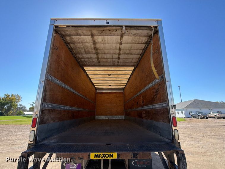 image for item EX1042 2012 Kenworth T8 Series box truck