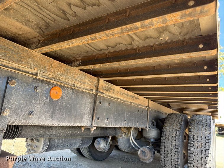 image for item EX1042 2012 Kenworth T8 Series box truck