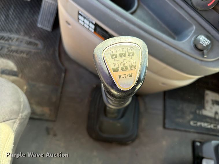 image for item EX1043 2016 Freightliner Cascadia 125 semi truck