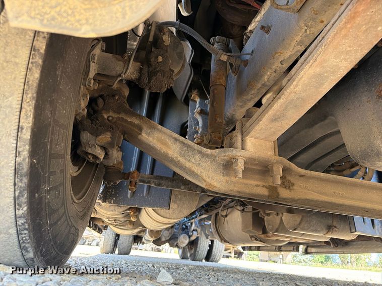 image for item EX1043 2016 Freightliner Cascadia 125 semi truck