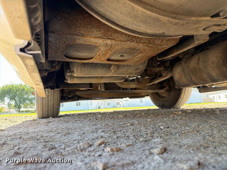image for item EX1043 2016 Freightliner Cascadia 125 semi truck
