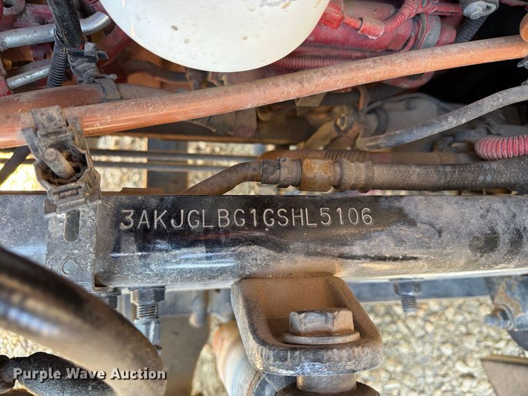 image for item EX1043 2016 Freightliner Cascadia 125 semi truck