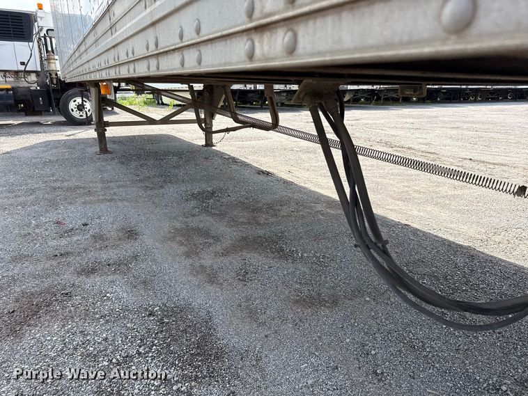 image for item EX2201 2004 Hyundai V12530152AJS dry van trailer