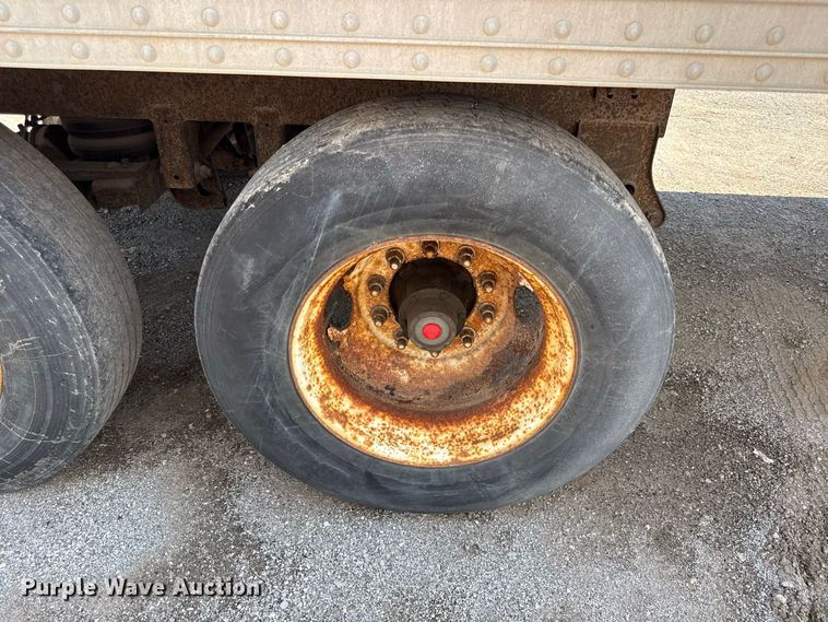 image for item EX2204 2004 Hyundai V12530152-AJS dry van trailer