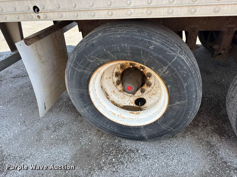 image for item EX2204 2004 Hyundai V12530152-AJS dry van trailer
