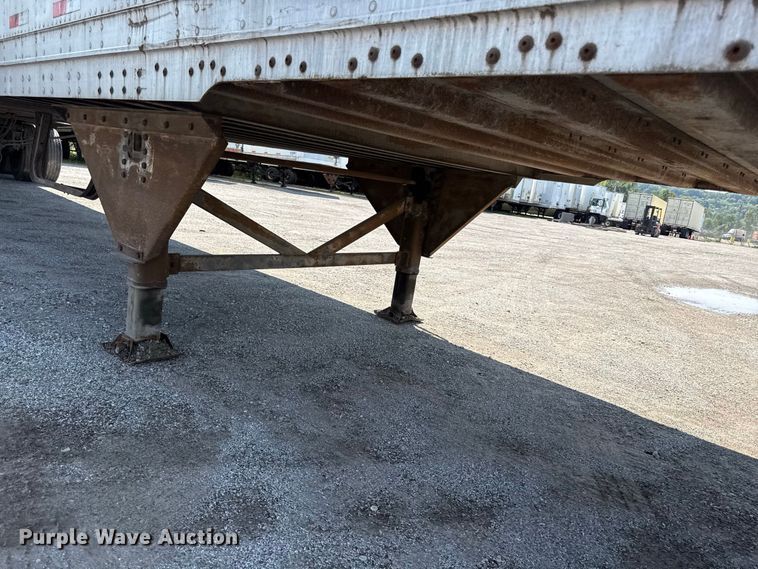 image for item EX2209 2000 Hyundai dry van trailer