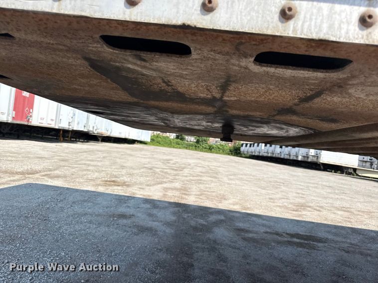 image for item EX2209 2000 Hyundai dry van trailer