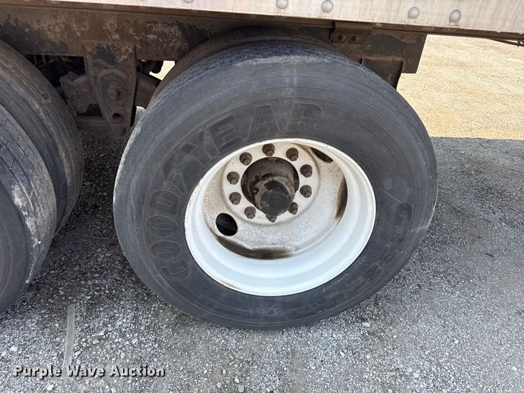 image for item EX2209 2000 Hyundai dry van trailer