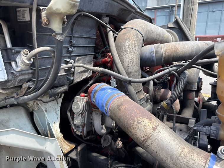 image for item EX2213 2009 International TranStar 8600 semi truck