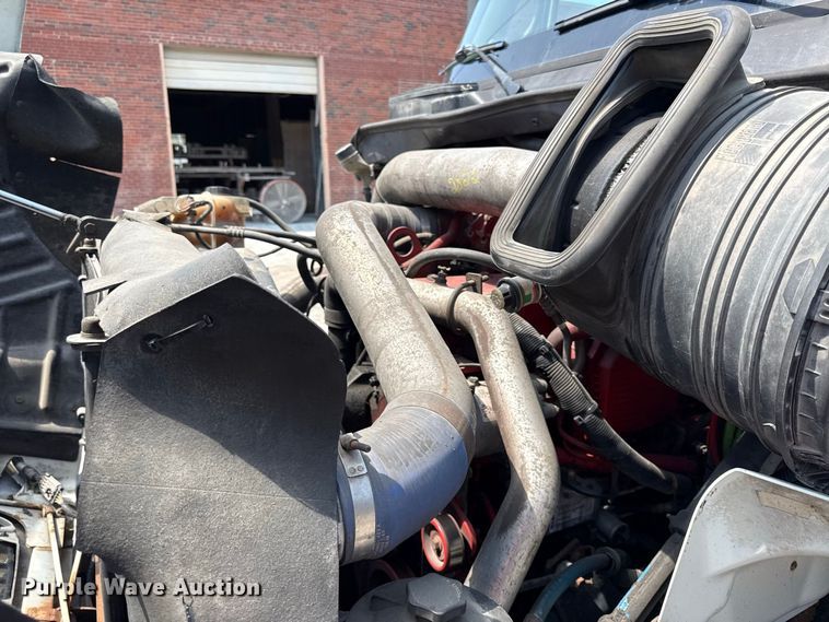 image for item EX2213 2009 International TranStar 8600 semi truck