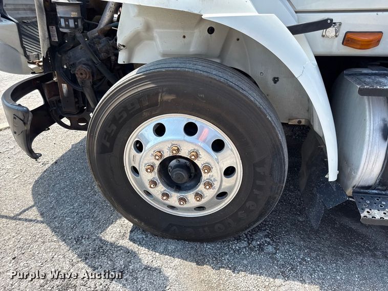 image for item EX2213 2009 International TranStar 8600 semi truck