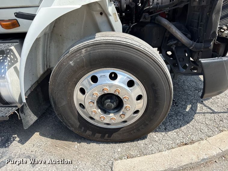 image for item EX2213 2009 International TranStar 8600 semi truck