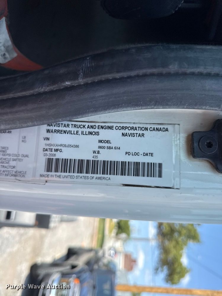 image for item EX2213 2009 International TranStar 8600 semi truck