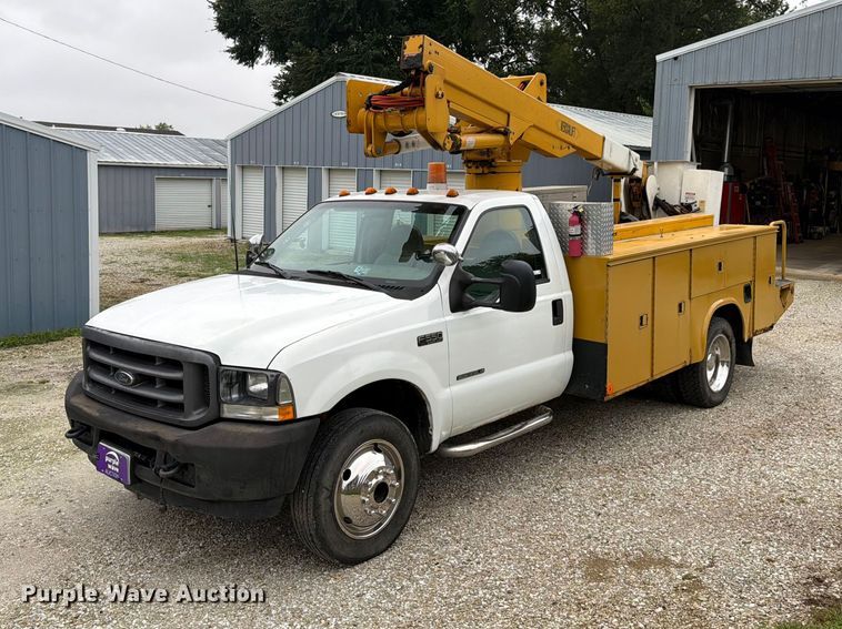 image for item EX4612 2002 Ford F550 bucket truck
