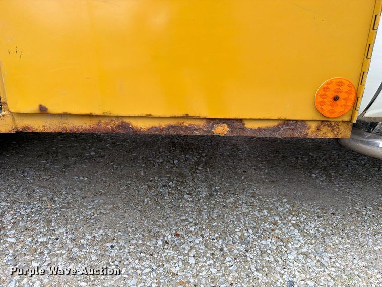 image for item EX4612 2002 Ford F550 bucket truck