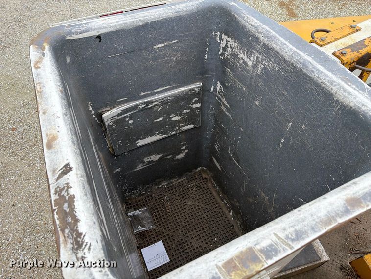 image for item EX4612 2002 Ford F550 bucket truck