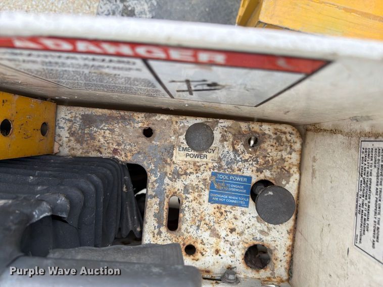 image for item EX4612 2002 Ford F550 bucket truck