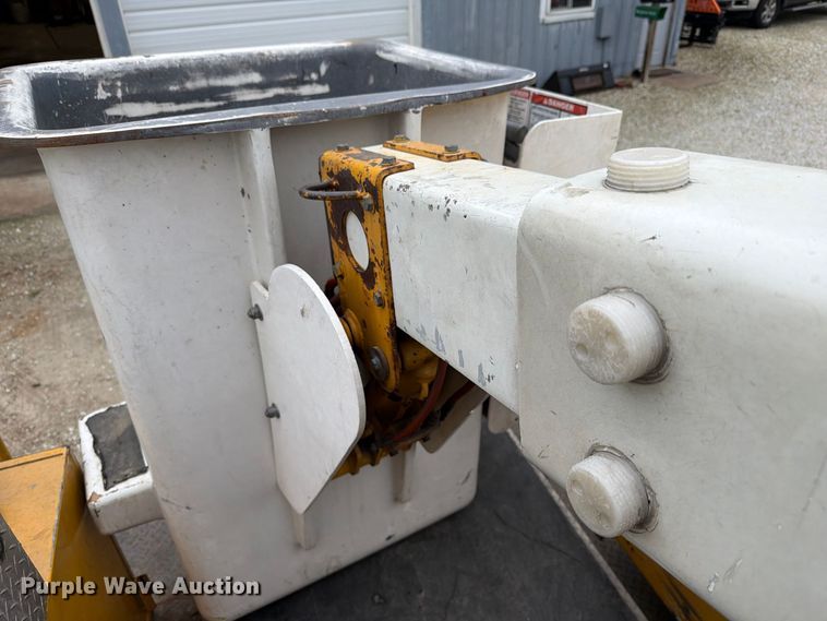 image for item EX4612 2002 Ford F550 bucket truck