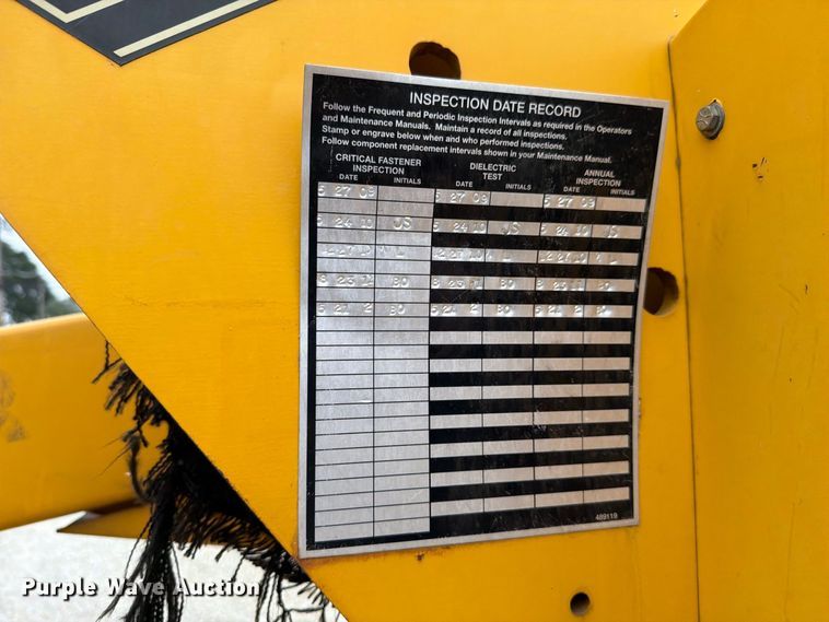image for item EX4612 2002 Ford F550 bucket truck