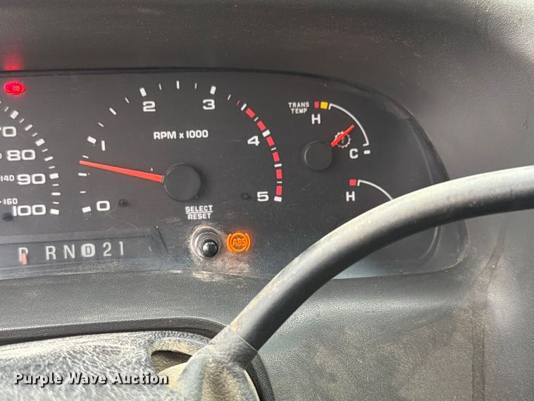 image for item EX4612 2002 Ford F550 bucket truck