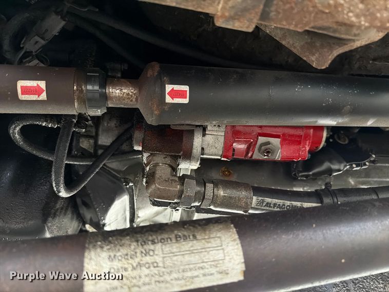image for item EX4612 2002 Ford F550 bucket truck