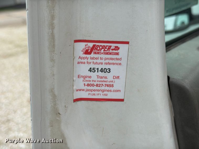 image for item EX4612 2002 Ford F550 bucket truck