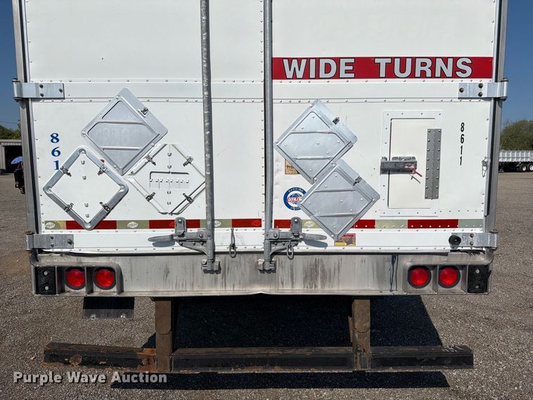 image for item FB5170 2014 Utility VS2RA refrigerated van trailer