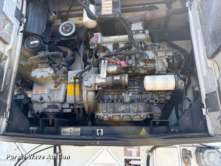 image for item FB5170 2014 Utility VS2RA refrigerated van trailer