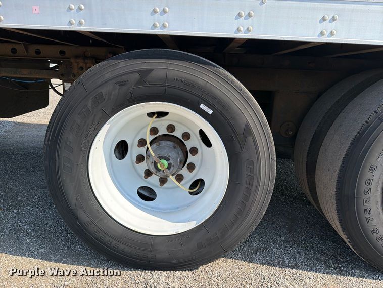 image for item FB5170 2014 Utility VS2RA refrigerated van trailer